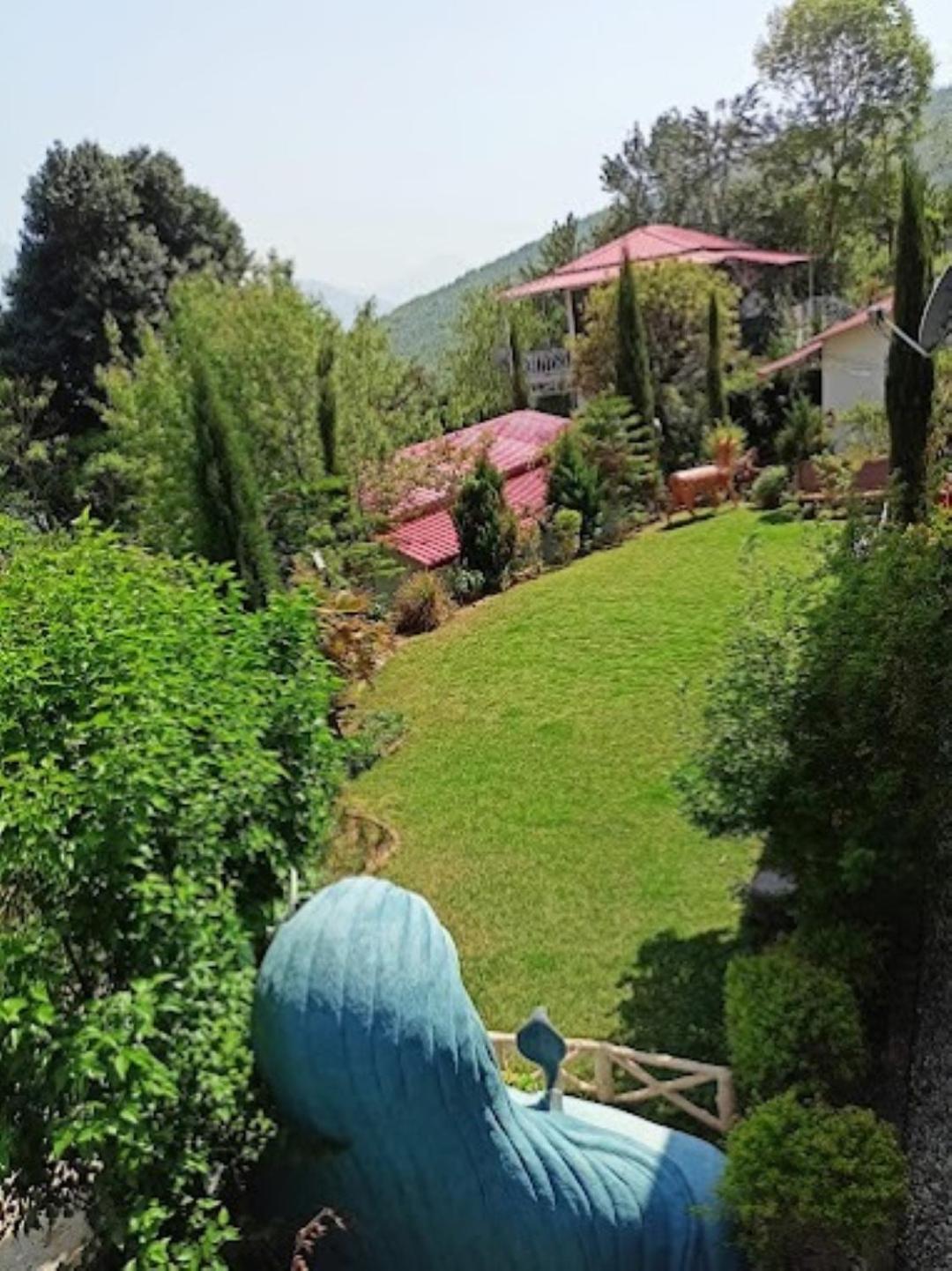 The Village Retreat Resort , Guptkashi Gupta Kāshi Buitenkant foto